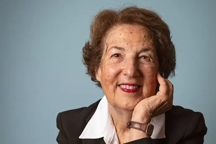 Criação e Saúde  Mental: Autobiografia não escrita de Martha Freud