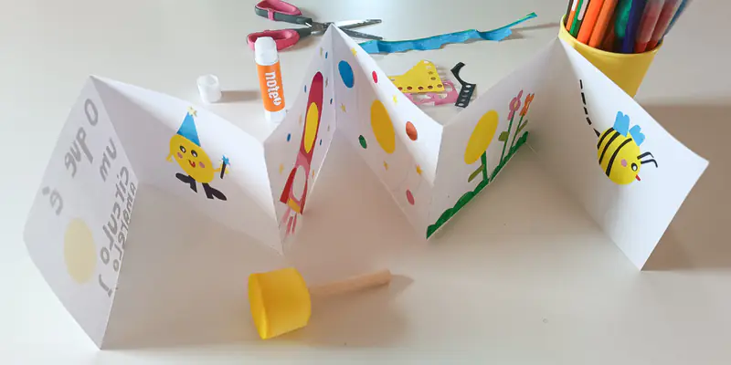 Accordion Book - What is a yellow circle?